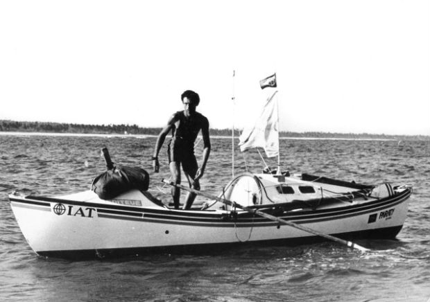 Amyr Klink na travessia de cem dias do oceano Atlntico, entre frica e Brasil, em 1984 (Arquivo pessoal) ***DIREITOS RESERVADOS. NO PUBLICAR SEM AUTORIZAO DO DETENTOR DOS DIREITOS AUTORAIS E DE IMAGEM***