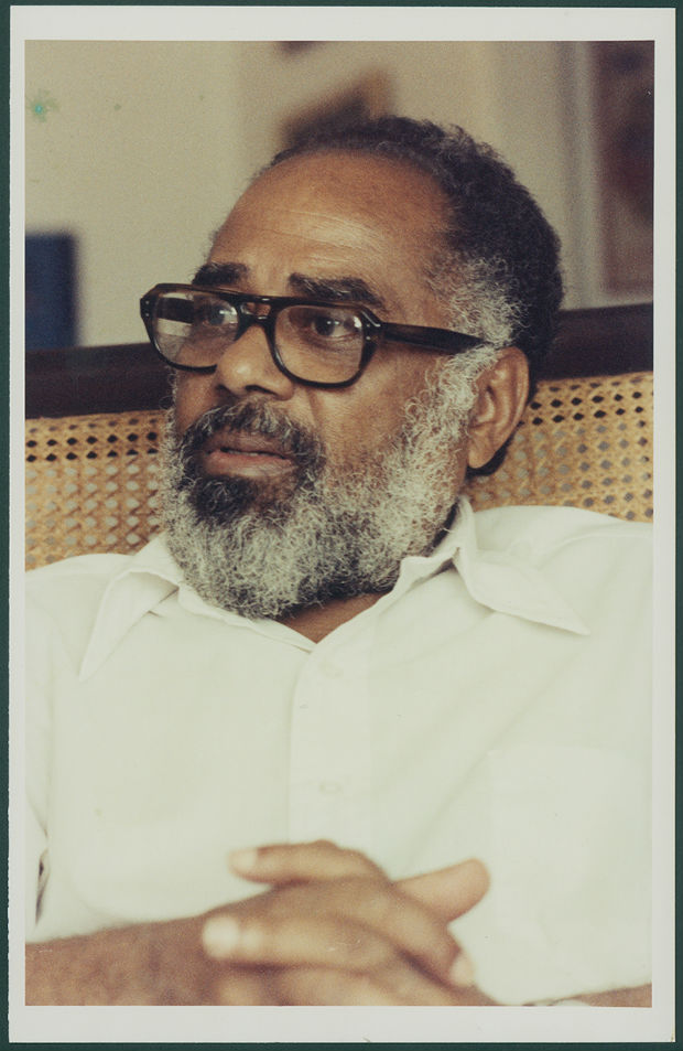 O escritor Abdias Nascimento em foto de 1978