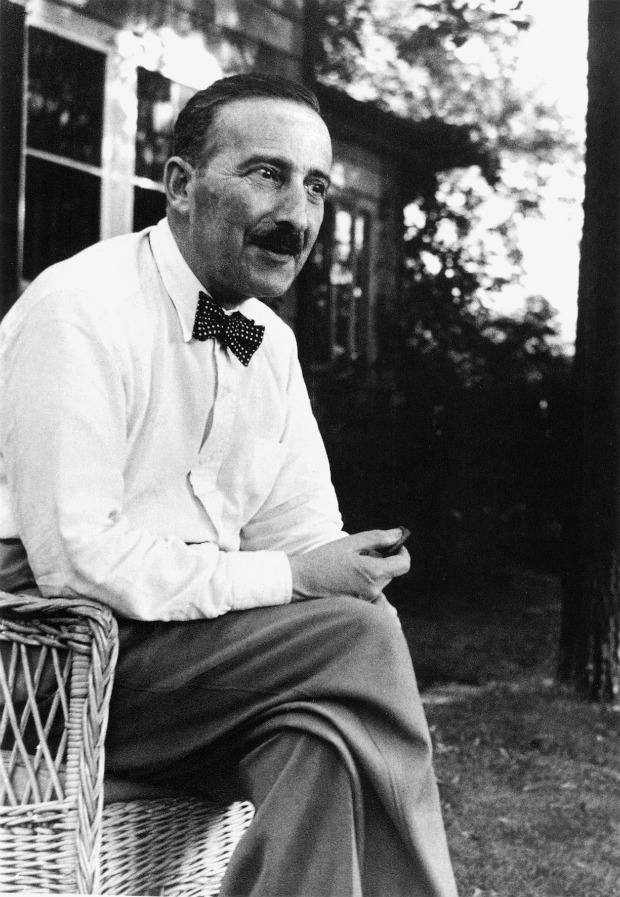 O escritor austríaco Stefan Zweig (1881-1942)