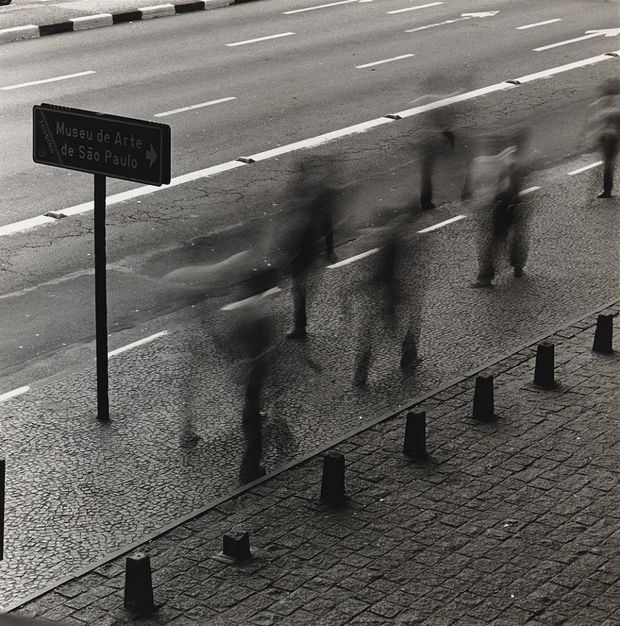 Fotografia de Carlos Fadon, que est em mostra sobre a avenida Paulista no Masp