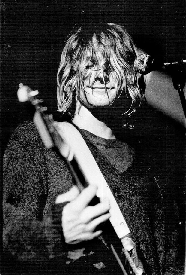 Kurt Cobain em 1991, no primeiro show em Seattle aps o lanamento de 'Nevermind