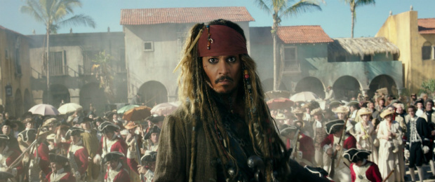 Johnny Depp como o pirata Jack Sparrow em ""Piratas do Caribe: a Vingança de Salazar"