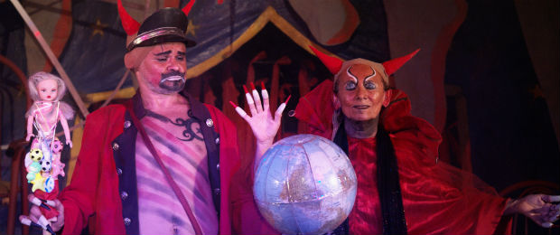 Membros do Gran Circo Teatro Americano, retratado em 'Os Pobres Diabos