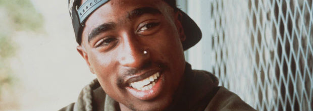 O rapper Tupac Shakur em cena do filme 'Sem Medo no Corao', de 1993