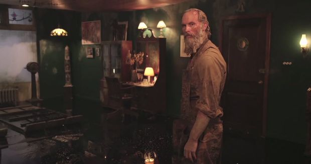 Matthew Barney em cena de seu filme 'River of Fundament', que estreia agora no Brasil