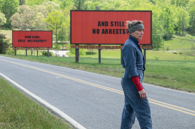 A atriz Frances McDormand em cena do filme 'Three Billboards Outside Ebbing, Missouri"