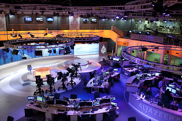 Vista geral da redao central do canal internacional de notcias Al Jazeera English, em Doha, Qatar