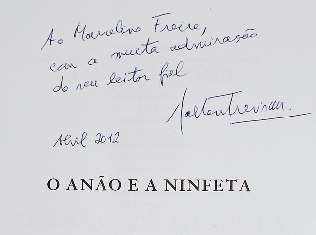 Exemplar de "O Anão e a Ninfeta" autografado por Dalton Trevisan