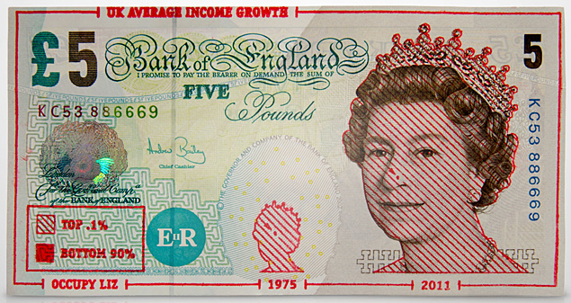 Nota de 5 libras alterada com crtica  monarquia e a distribuio de renda na Inglaterra