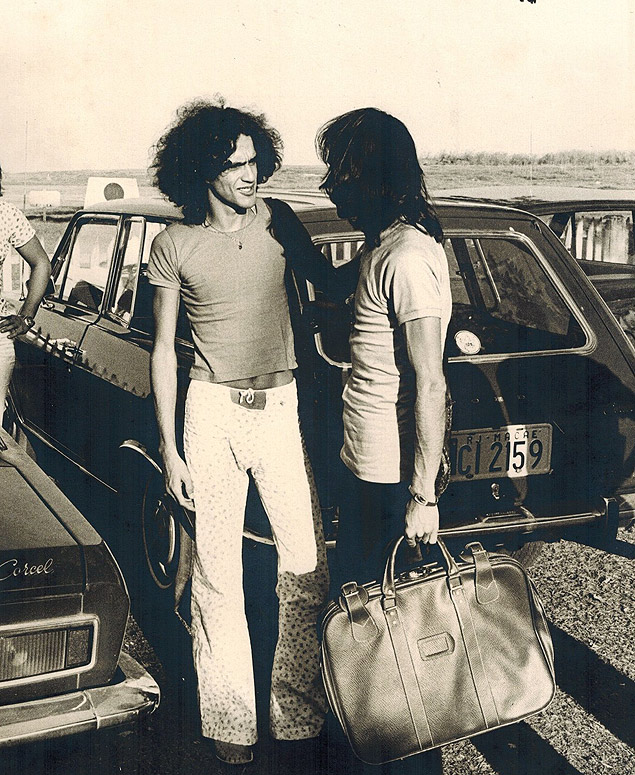 Caetano (esq.) e Odair Jos, no encontro para o ensaio em 1973