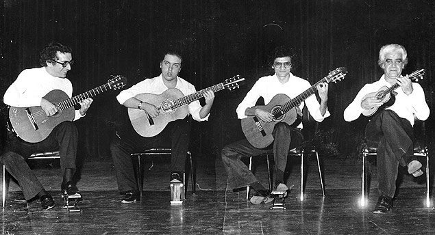 Turibio Santos, Rafael Rabello, Joo Pedro Borges e Jonas do Cavaquinho, do conjunto Choros do Brasil, em 1980