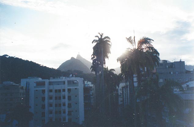 Vista do apartamento de Anna Maria Maiolino, no bairro carioca de Laranjeiras, em 1991
