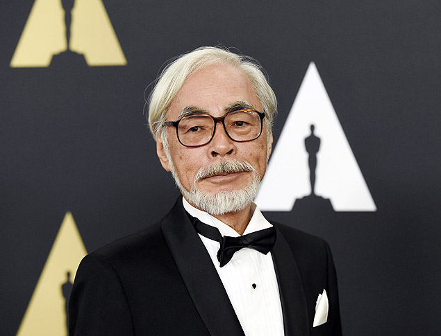 Hayao Miyazaki na premiao do Governors Awards em Los Angeles