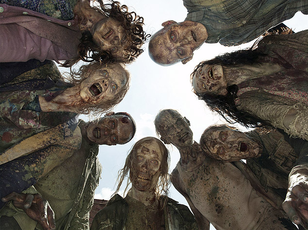 Cena de episódio da quinta temporada da série "The Walking Dead", adaptação de HQ lançada em 2003