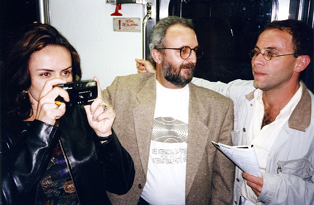Claudia Jaguaribe, Rubens Fernandes (centro) e Iat Cannabrava em colquio na Cidade do Mxico, em 96