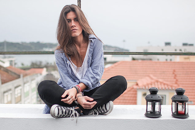 A escritora, fotografada em Portugal, onde vive hoje