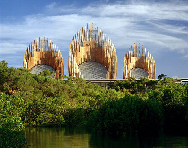 O Centro Cultural Tjibaou, de Renzo Piano, em Nouma, na Nova Calednia