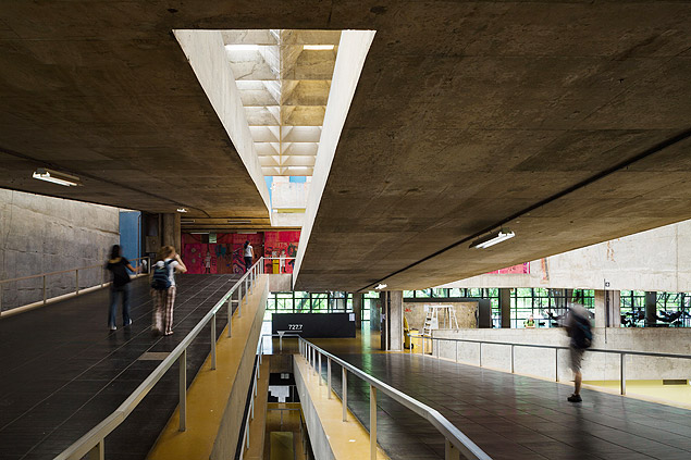 Prdio da Faculdade de Arquitetura e Urbanismo da USP; Universidade est no topo de ranking da Amrica Latina