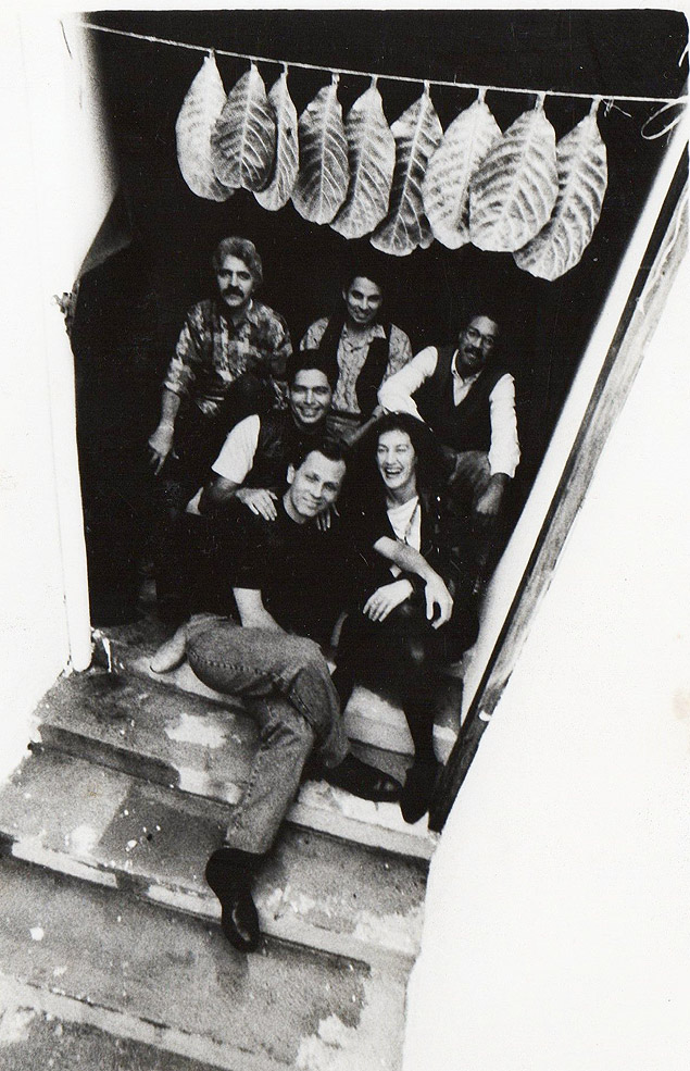 Ao fundo, da esq. para dir., Breim, Manny Monteiro e Acelino. Na frente, Renato Nunes, Z Miguel Wisnik e N Ozzetti, em foto de 1989, na Escola Espao Musical