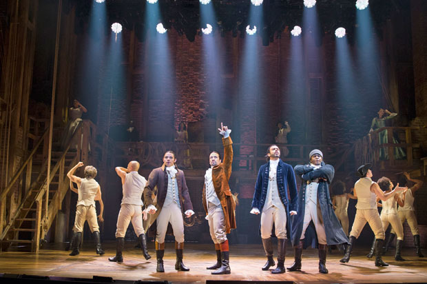 Anthony Ramos, Lin-Manuel Miranda, Daveed Diggs e Okieriete Onaodowan em cena de "Hamilton" no Richard Rodgers Theatre, em Nova York