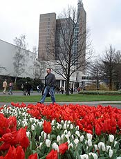 Cebit e toda a cidade de Hannover chama ateno por seus jardins<BR>
