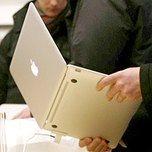 MacBook Air, da Apple, gera suspeitas em segurana de aeroporto nos Estados Unidos