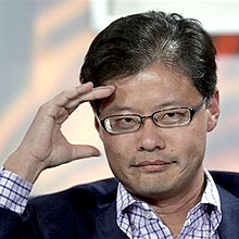 Fundador do Yahoo!, Jerry Yang, precisou deixar o cargo de executivo-chefe do grupo