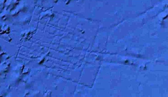 Imagem do Google Ocean que seria a suposta Atlântida; Google afirma que se trata de reflexos da sonda