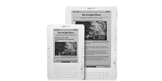 O leitor digital nos modelos Kindle e Kindle DX: atraso de lanamentos irrita usurios