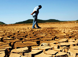 Reuters/BBC Government Admits Need for Energy Rationing if Reservoirs Reach 10% Mark