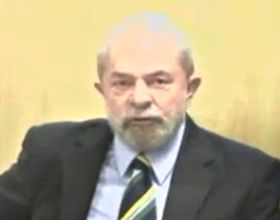 Lula critica el 'denuncismo' al declarar en el caso del exgobernador de Río