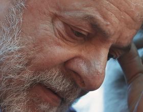 Una ley sancionada en el pasado por el expresidente Lula complica su situación como preso