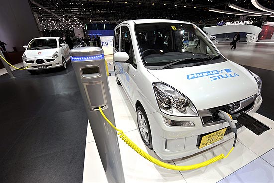 O novo carro elétrico da Subaru, Stella Plug-in, no salão de Genebra no início da semana
