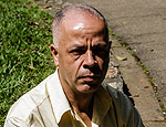 O cuidador de idosos Reginaldo Moreira Souza, 51 