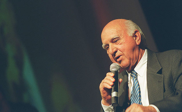 Wagner Canhedo, ex-dono da Vasp, durante debate em So Paulo em 2004
