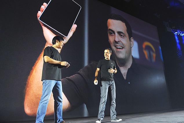 Lei Jun, o 'Steve Jobs chinês', e Hugo Barra, na Xiaomi