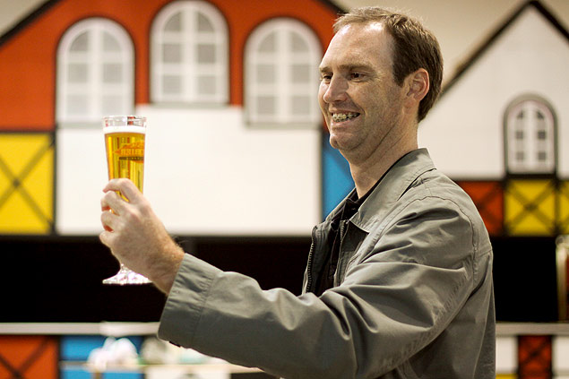 Leandro Schmitt, da Das Bier, espera vender na festa mais do que os 30 mil litros de chope que sua cervejaria faz por ms