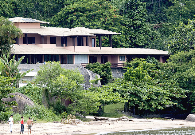 Eike Batista donated his principle residences to his sons
