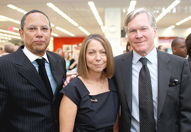 O novo editor-executivo do "New York Times", Dean Baquet (esq.), a ltima ocupante no posto, Jill Abramson, no centro, e Bill Keller que precedeu Abramson