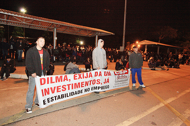 Trabalhadores da GM entram em greve por PLR e estabilidade