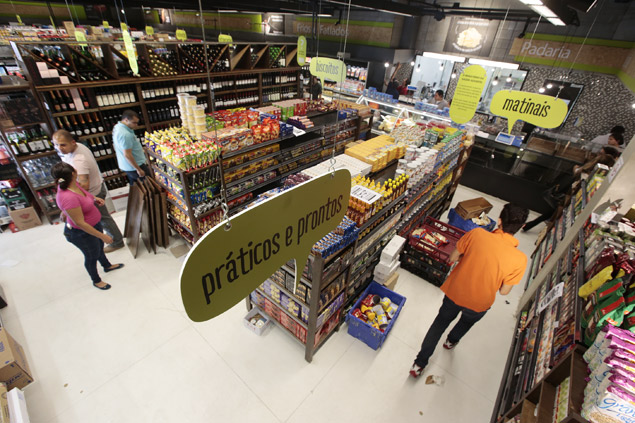 Supermercado em So Paulo; alimentos tm pressionando a inflao por causa do regime de chuvas
