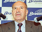 Hugo Miguel Etchenique em foto de 95 (Robson Fernandes - 18.jul.1995/Folhapress) Hugo Miguel Etchenique em foto de 95 (Robson Fernandes - 18.jul.1995/Folhapress)