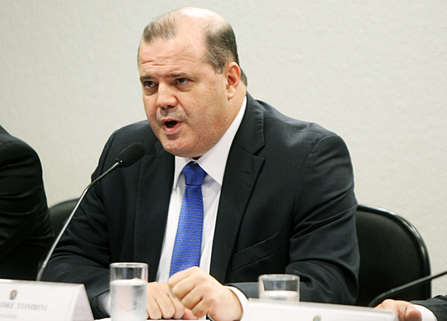 Em audincia no Senado, o presidente do Banco Central, Alexandre Tombini, afirmou que o Brasil no vive crise de estagflao. 
