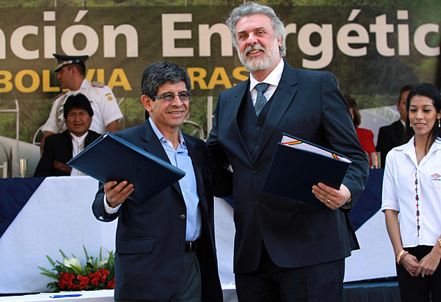 Carlos Villegas (YPFB) e Jos Alcides Santoro (Petrobras)