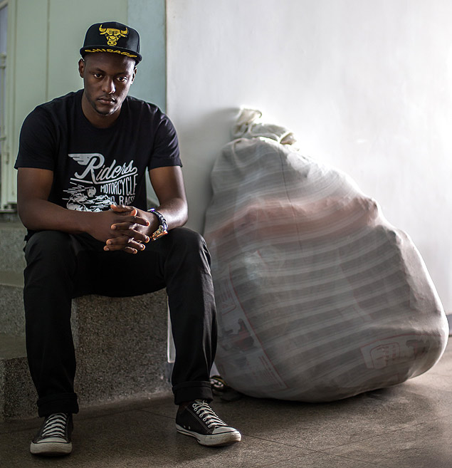 O haitiano Saintil Denold, que trabalhava numa oficina de costura em So Paulo, em condies degradantes