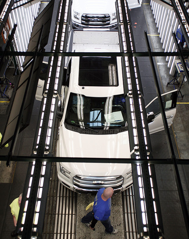 Ford F-150 na linha de montagem da fbrica da Ford em Dearborn, EUA. Empresa depende dos resultados no mercado norte-americano para registrar lucro este ano