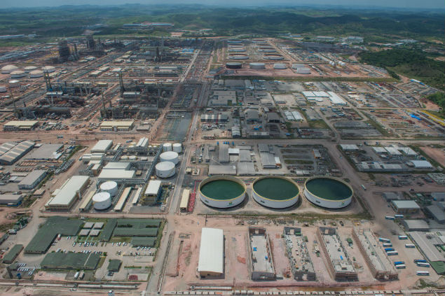 Obras da refinaria Abreu e Lima (PE), da Petrobras