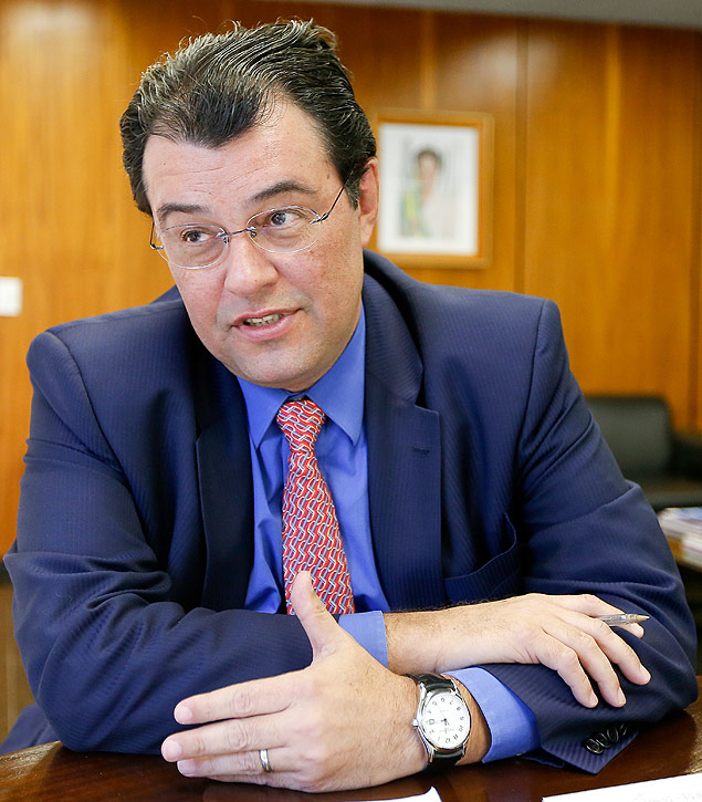 O futuro ministro de Minas e Energia, senador Eduardo Braga (PMDB-AM), em Brasília