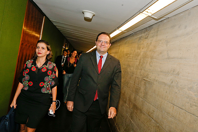O ministro Nelson Barbosa (Planejamento) em corredor da Cmara dos Deputados