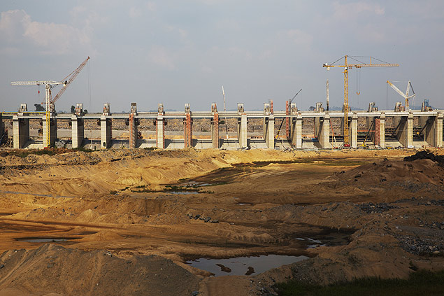 Barragem do sitio Pimental da hidrelrtrica de Belo Monte no rio Xingu